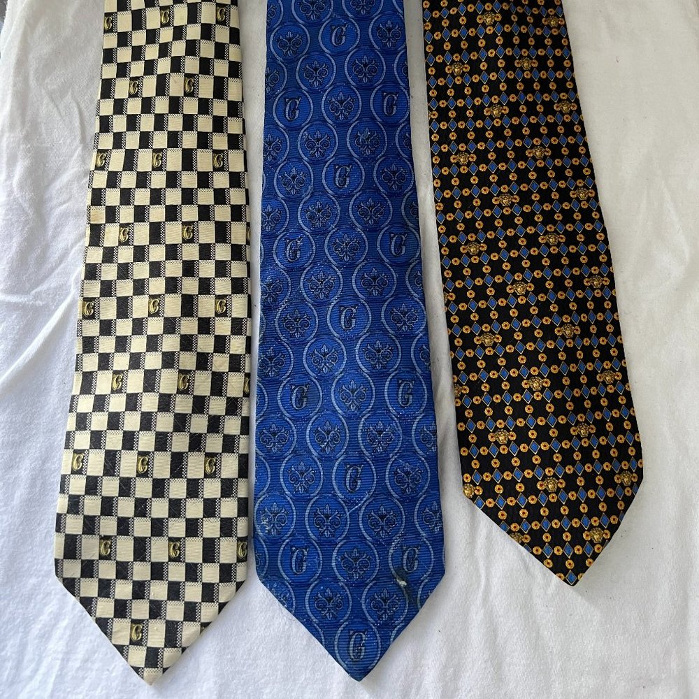 Gianni Versace Blue Yellow Multi Print Silk Tie Lot (3)